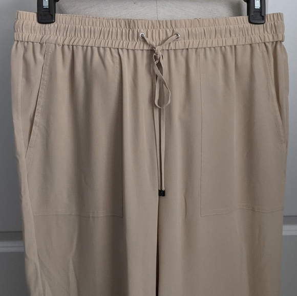 Theory Pants 100% Silk High Waist Drawstring Pull On Pockets Light Tan L NWT - Picture 3 of 13